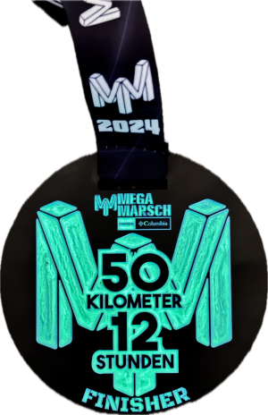 Medaille für Megamarsch bei Nacht